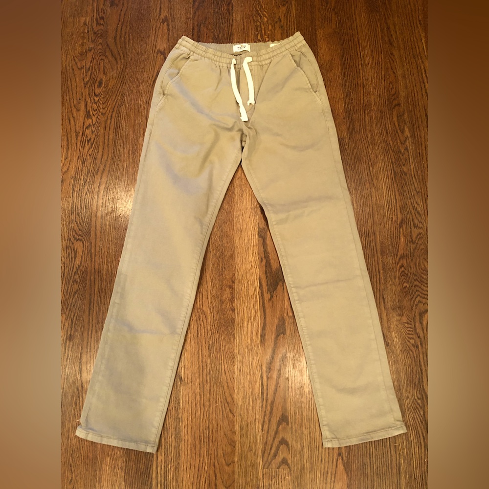 Marine Layer Men’s Saturday Pants small/ slim fit. New with tags. light Taupe